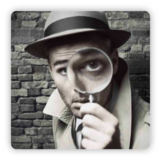Détective avec loupe devant un mur de briques. Activité escape game insolite, mobile et immersive