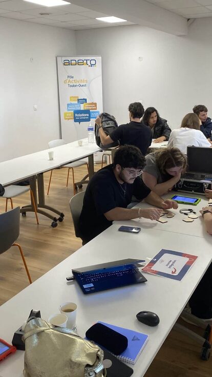 Laeris escape game mobile : activité originale et insolite.