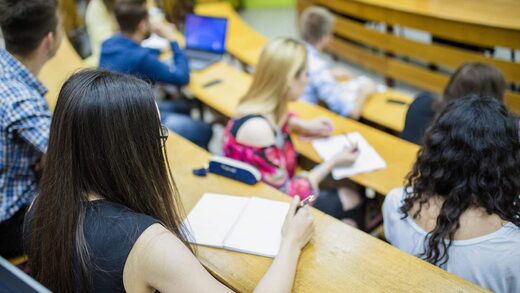 Int&#x00E9;grations&#x20;&#x00E9;tudiantes&#x20;et&#x20;animations&#x20;nomades&#x20;&#x3A;&#x20;deux&#x20;grands&#x20;&#x00E9;v&#x00E9;nements&#x20;MBWAY&#x20;Paris&#x20;Sud&#x20;&#x2B;&#x20;une&#x20;f&#x00EA;te&#x20;de&#x20;village&#x20;&#x00E0;&#x20;Tourves